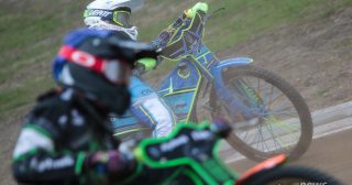 Czerwona latarnia ligi z ważną wiadomością. Lider przedłuża kontrakt