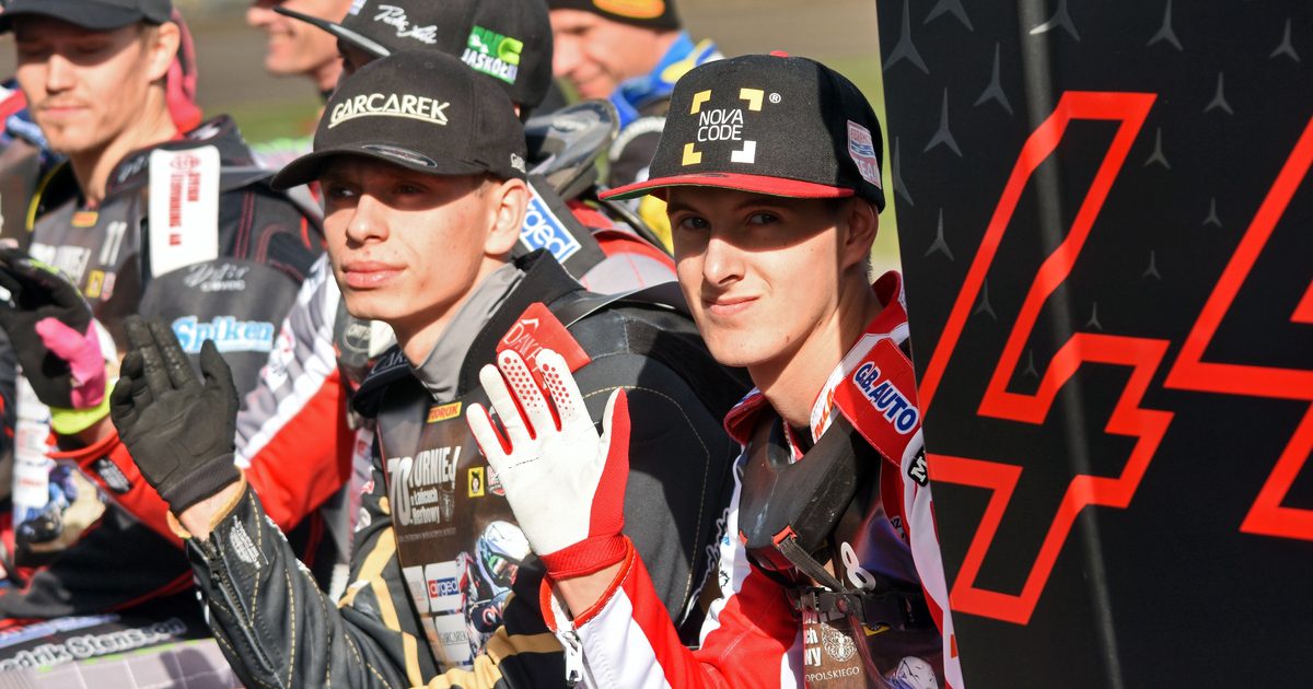 Taktyczne szachy na inaugurację. Przyjemski i Krawczyk poza składem? Wyjaśniamy!