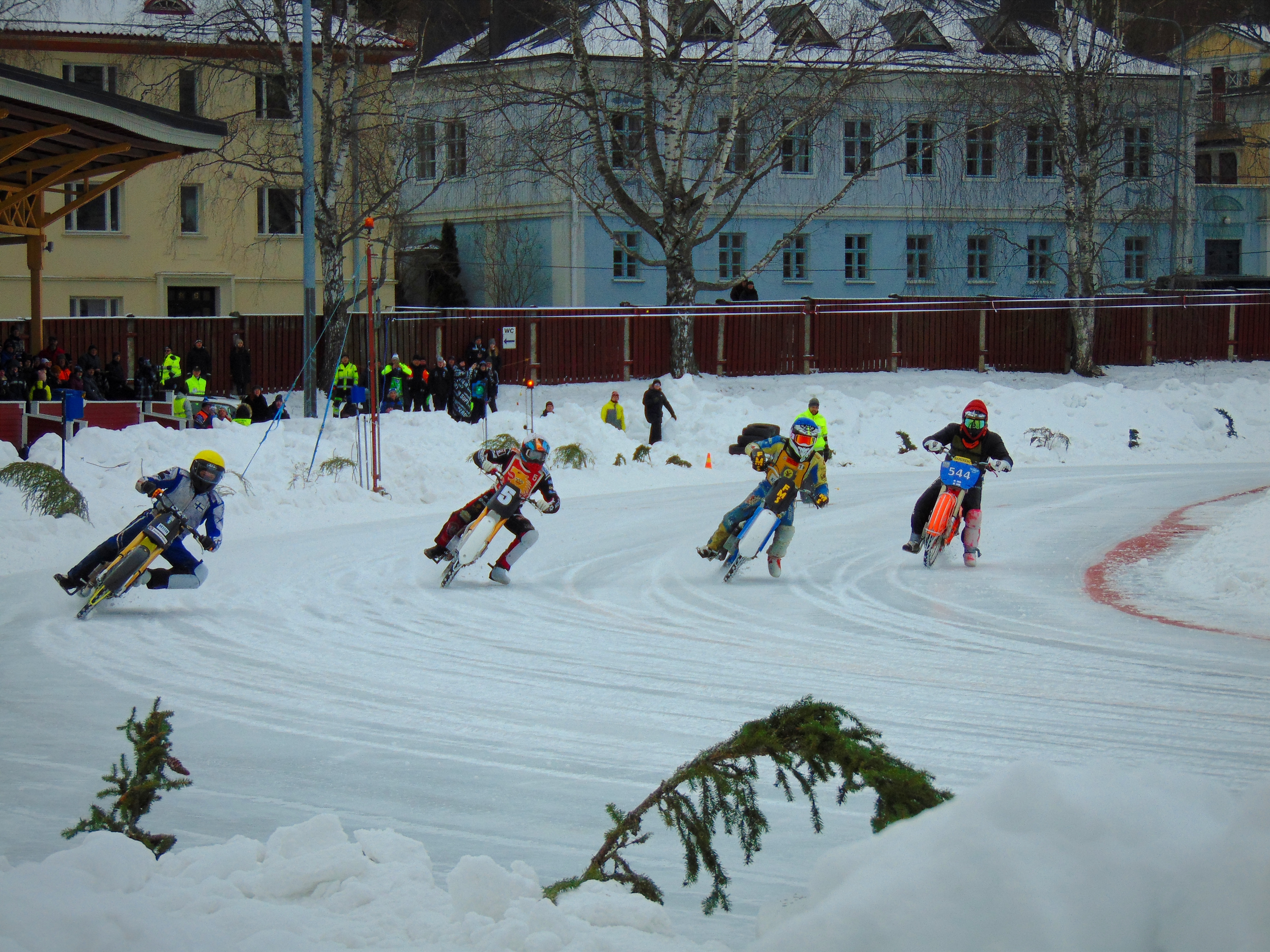 Zorganizują tylko jeden turniej w sezonie. Zawodnicy wskazują problem