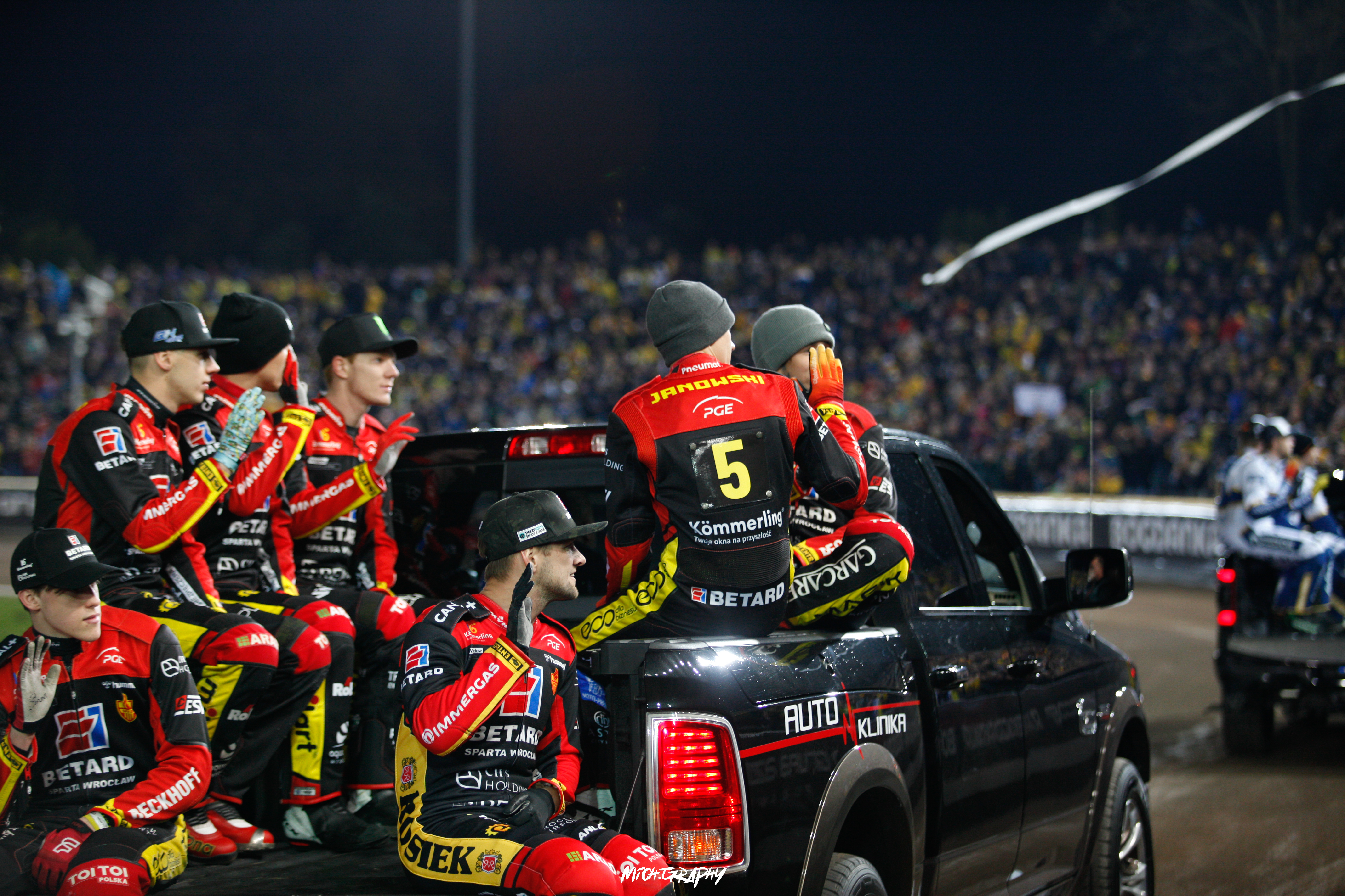 Żużlowa rewia mody. Sparta wróci do dawnego wzoru?