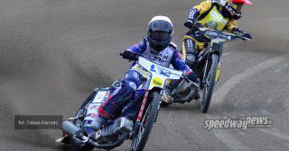 „Byki” zdeptały „Skorpiony”. Koncert Kołodzieja i Douglasa.