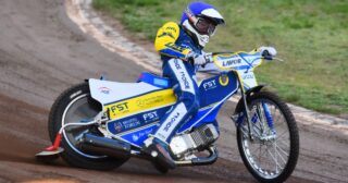 Zawodnik GKM-u na noszach! Ostra rywalizacja w Toruniu