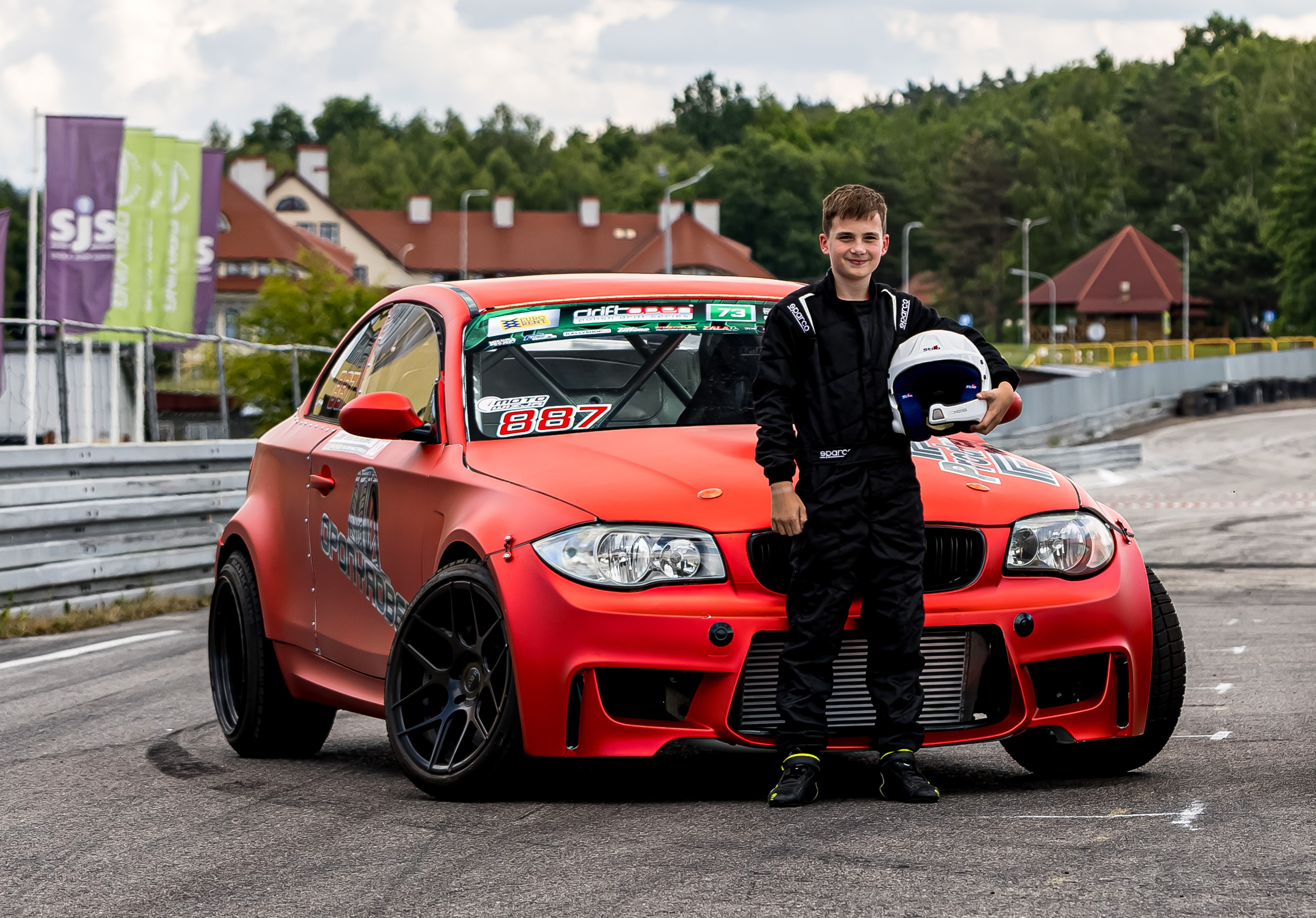 Kordian Trela-Muchewicz o wyborze driftu. „Jedyny sport, w którym puszczasz kierownicę”