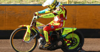 Przez potworny uraz jest cieniem samego siebie. Czas na odbudowę w żużlowym czyśćcu