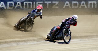 Niesamowite wyniki debiutantów. To przyszłość polskiego żużla!