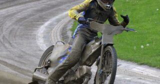 Organizatorzy uciekają przed deszczem. Pojadą w samo południe!