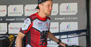 Wielki mecz seniorów Polonii. Krakowiak liderem gości!