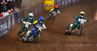 Zaczynamy żużlowy sezon! Pretendent podejmie mistrza (składy)