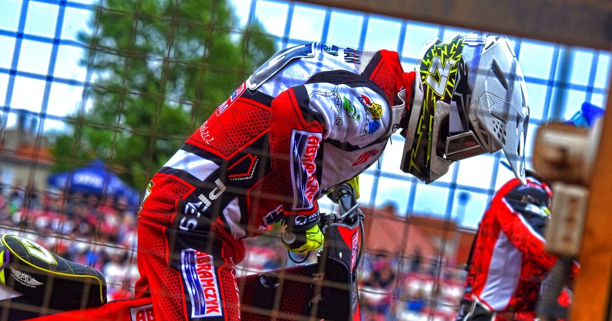 Tom Brennan podsumowuje sezon 2025. Brytyjczyk opowiada o zmaganiach na torze oraz atmosferze za kulisami (wywiad)