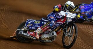 Żałuje, że nie pojedzie z idolem. Mówi o problemach w sezonie