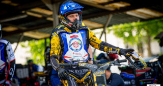 Zatrzymanie Szymona Woźniaka. Prokuratura potwierdza, żużlowiec już na wolności