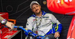 Harris twarzą remontady. Odrobili czternaście punktów straty!