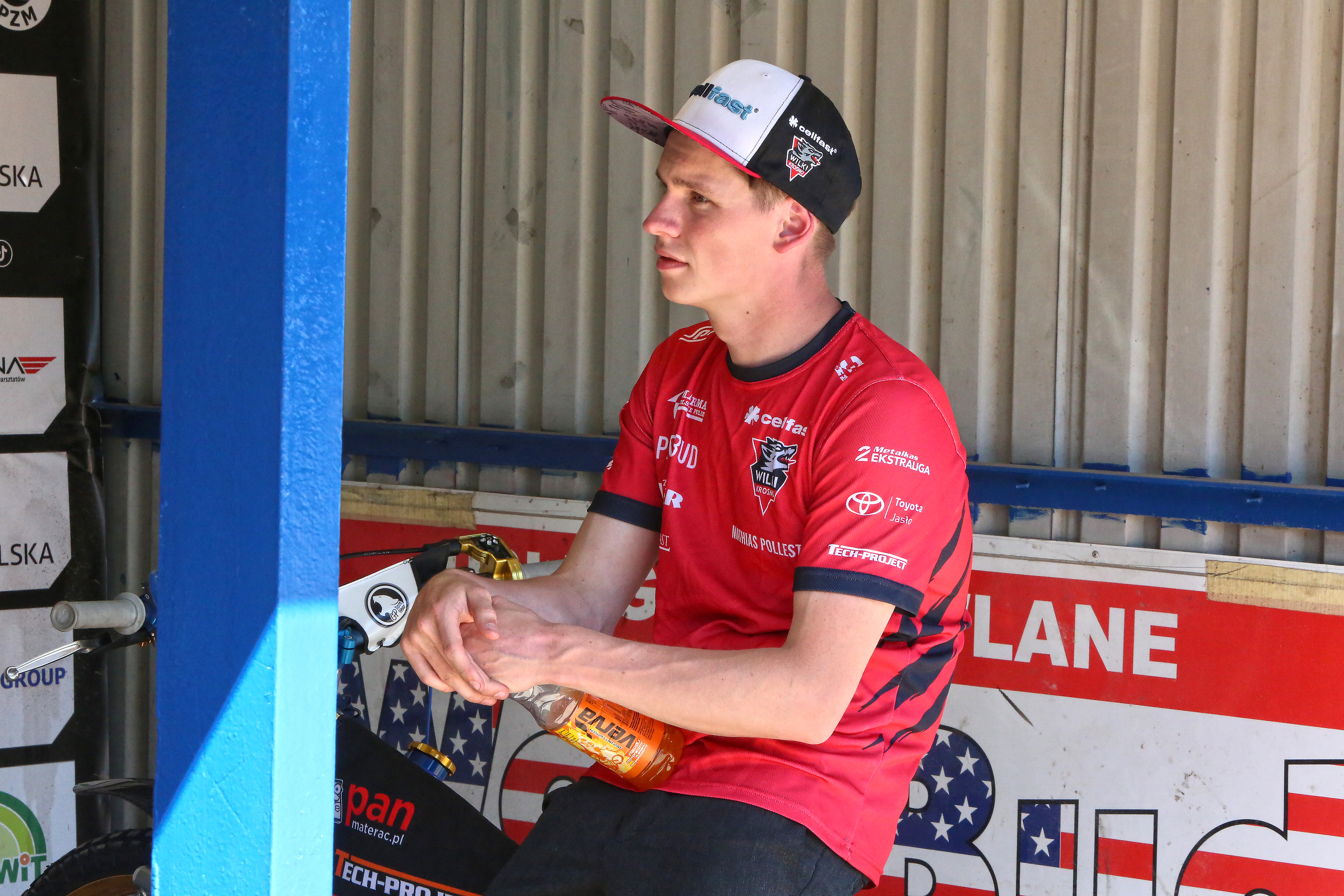 Wielki talent nie zmienia klubu. Podpisał dwuletnią umowę