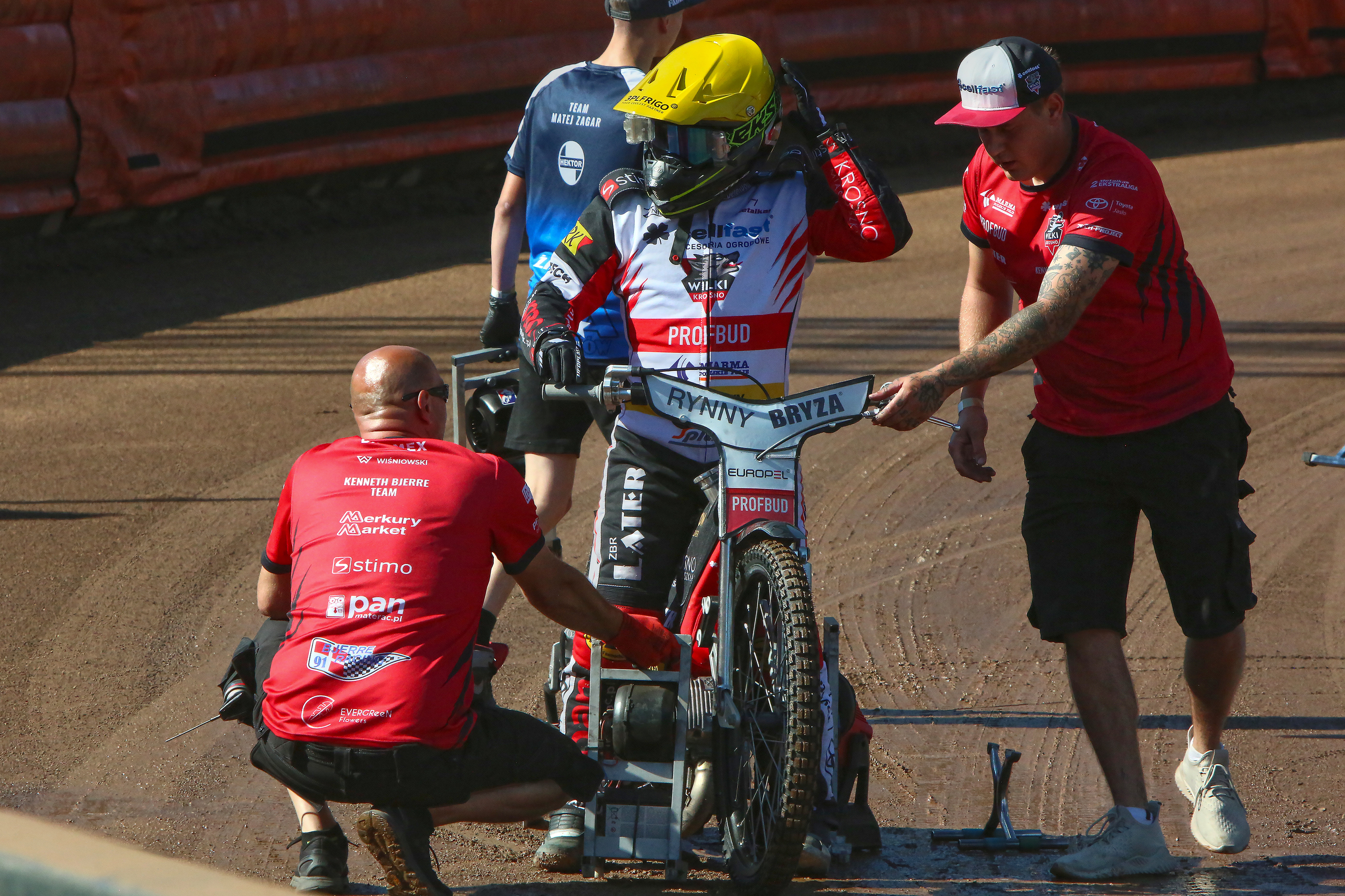 Cios w kibiców Wilków Krosno. Zmiana planów