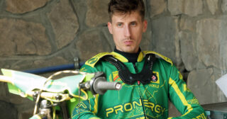 Zawodnik jednego toru? To mało powiedziane. Porażająca dysproporcja