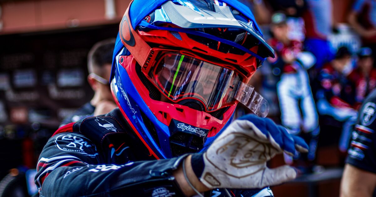 To koniec złudzeń. Chomski postawił sprawę jasno