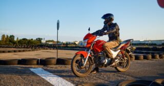 Motocykl 125 cm³ – ile zapłacisz za ubezpieczenie i od czego to zależy?