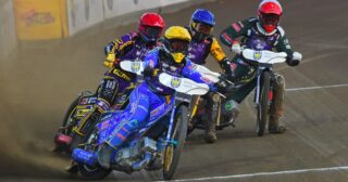 Młode gwiazdy żużla w Polsce juniorzy, na których patrzy cała liga