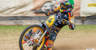 Porażka w debiucie. Żużlowiec z cenną lekcją