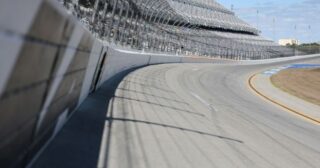 Od przeszłości do teraźniejszości: kultowe stare tory wyścigowe na całym świecie