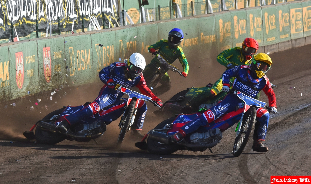 Wybrzeże ogłasza kolejnego zawodnika! Wychowanek zostaje w Gdańsku