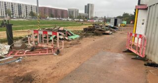 Tak burzono legendarny obiekt! Tutaj debiutował Zmarzlik (WIDEO)