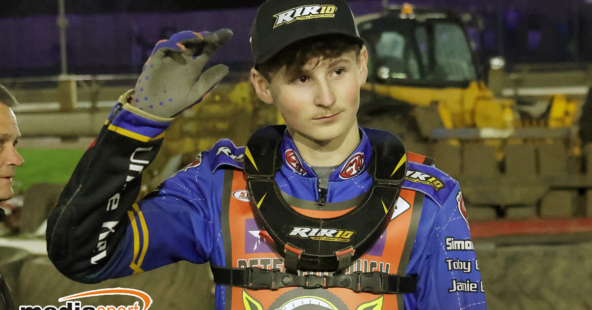 Trwa walka o kolejne trofeum. 16-latek utarł nosa faworytom. Pickering w formie