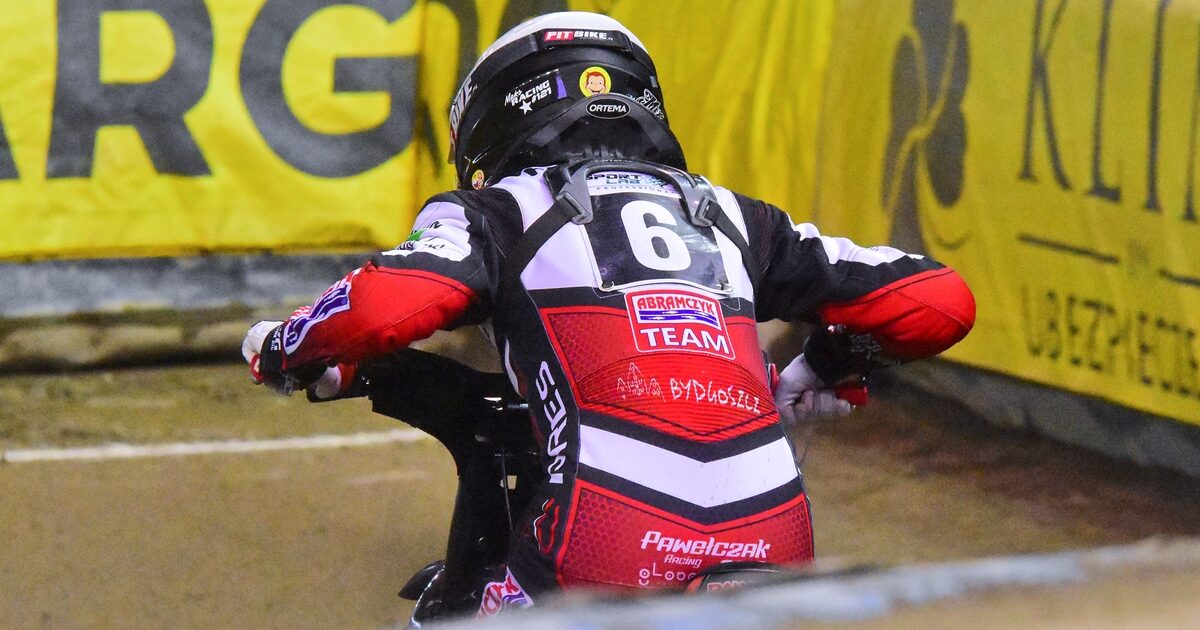 Maksymilian Pawełczak zadowolony po inauguracji