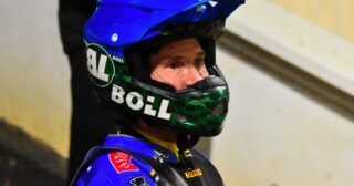 Niemożliwe stało się możliwe! Chris Louis sprzedaje klub