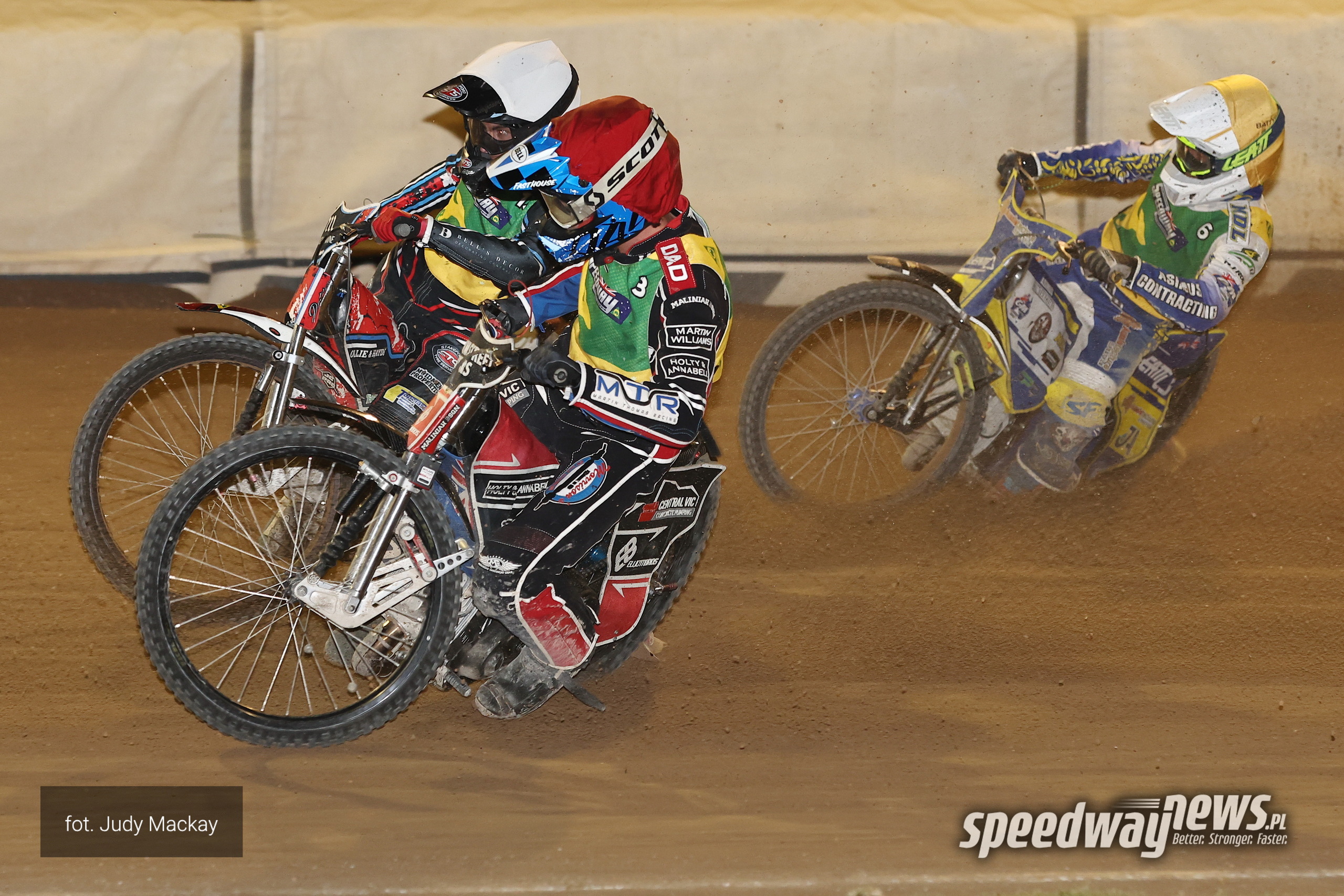 Crump ponownie pomaga. Żużlowiec szykuje się do sezonu