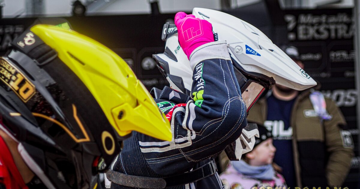 Młodzieżowiec bez zbędnej presji. „Czuję się pewniej. Ja nic nie muszę, tylko mogę”