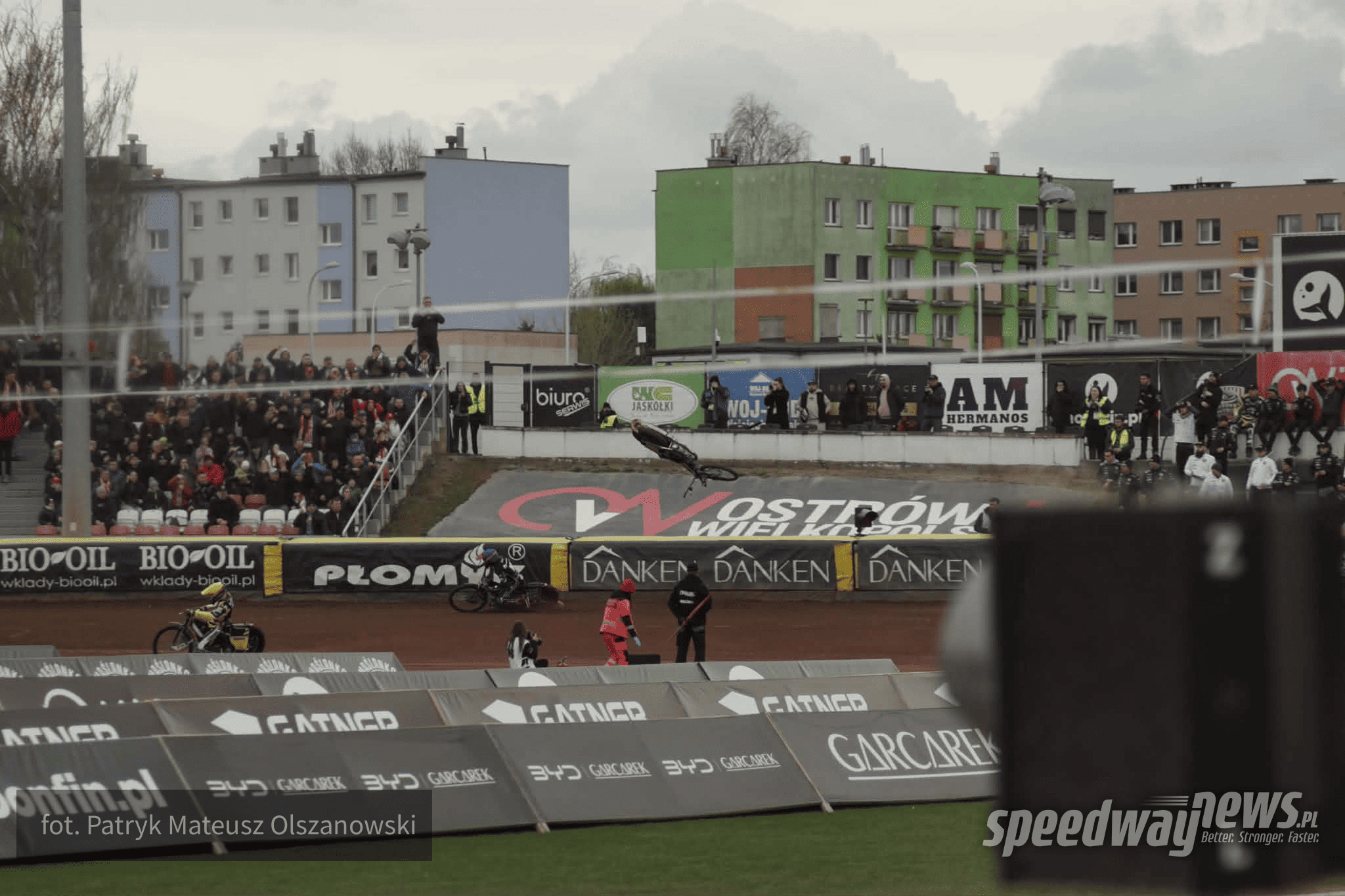 Fatalny wypadek w Ostrowie! Dramatyczne zdjęcia