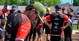 Znamy diagnozę. Woffinden z wieloma złamaniami i urazem płuca