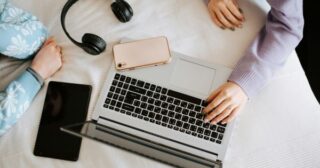 Bezpieczne płatności online w casino: na co zwracać uwagę?