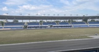 Dramatyczny finał łódzkiej rundy. Motocykl wybił się w powietrze!