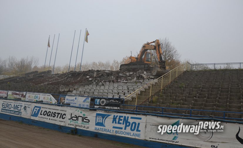 Ruszyły pierwsze prace na stadionie w Świętochłowicach! (zdjęcia)