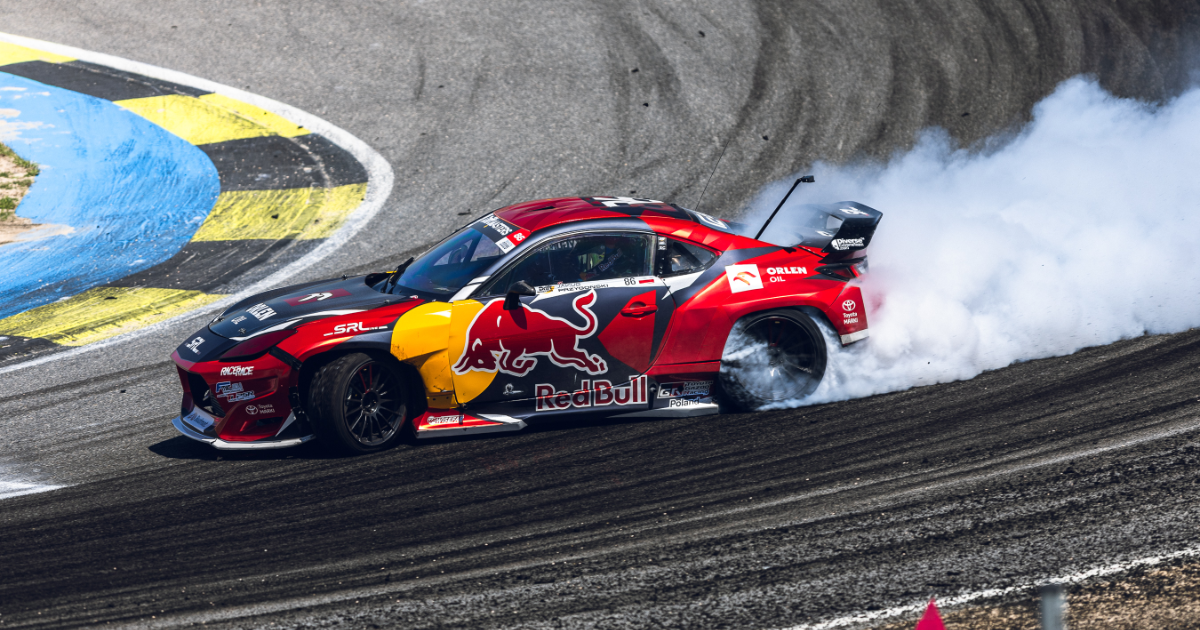 Kuba Przygoński rusza na Drift Masters w Irlandii